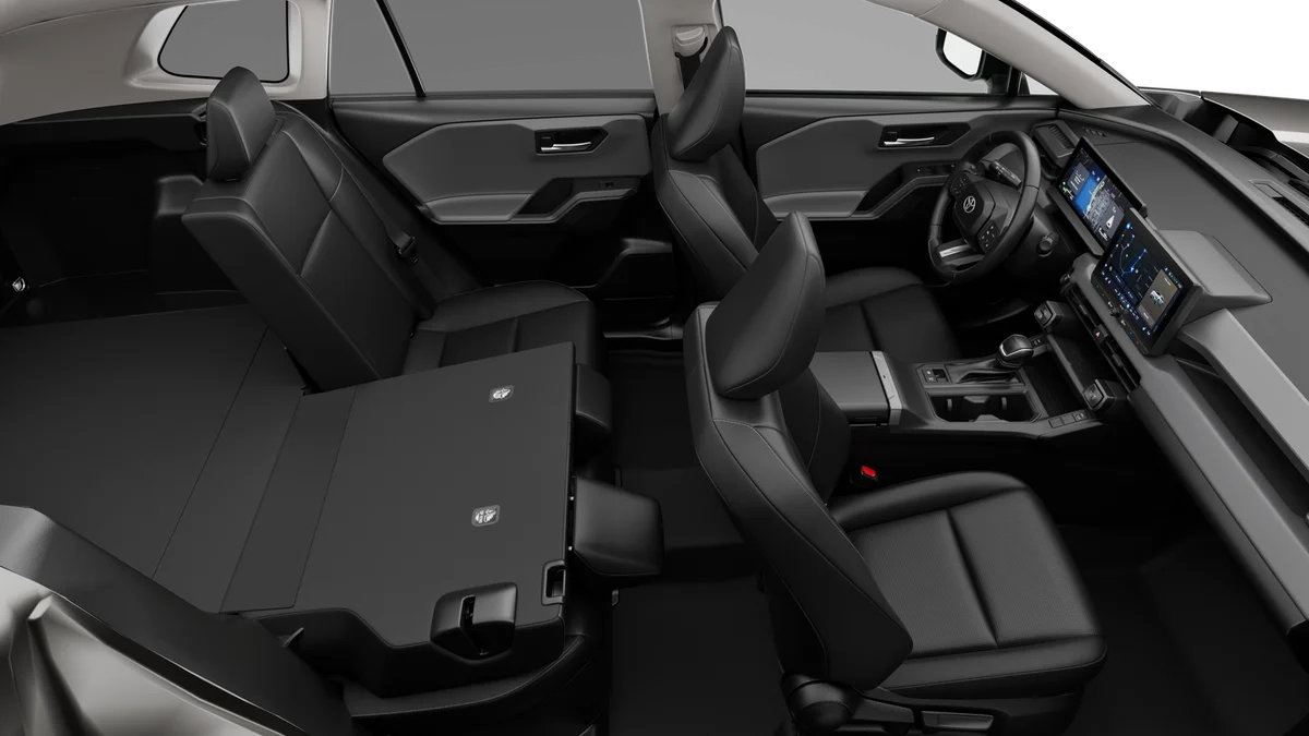 New 2026 Ice Cap Toyota XLE Premium image 22