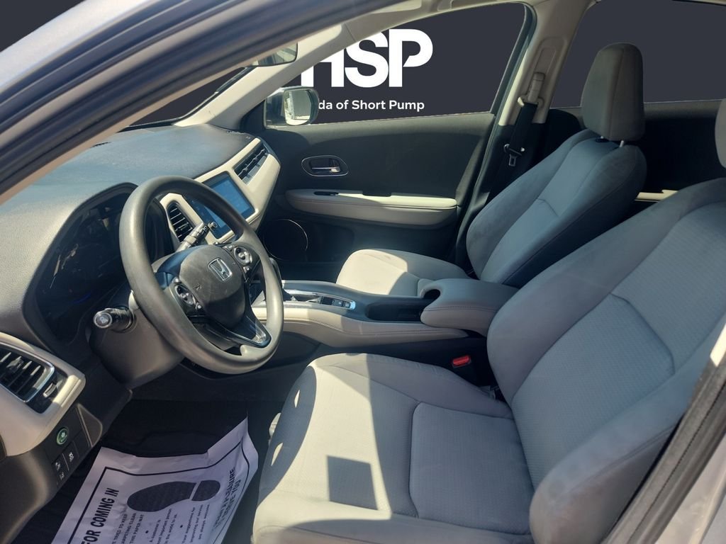 Used 2019 Lunar Silver Metallic Honda EX image 9