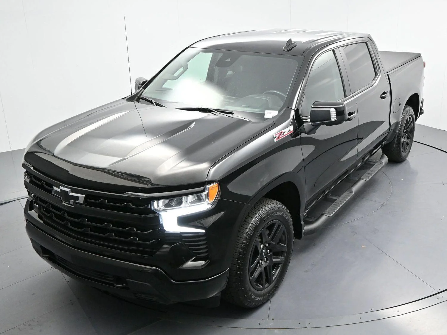 Used 2023 Black Chevrolet RST image 35