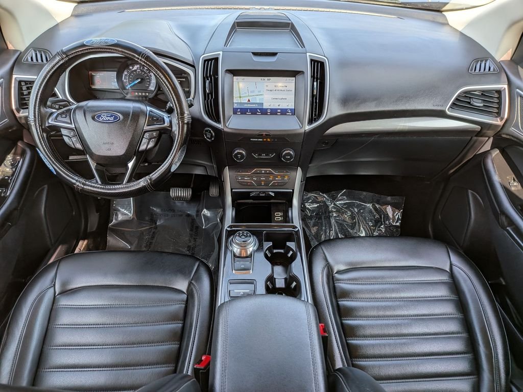 Used 2020 Black Ford SEL image 5