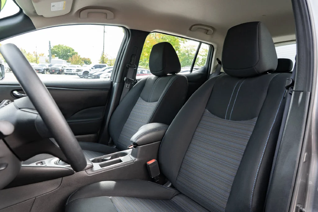 Used 2025 Gray Nissan S image 21