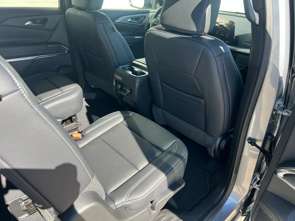 New 2026 Sterling Gray Metallic Chevrolet LT image 26