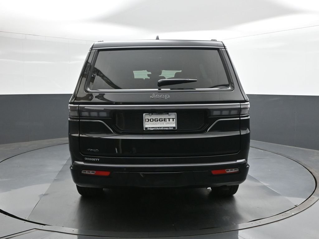 New 2026 High Gloss Black Exterior Paint Jeep Limited Reserve image 5