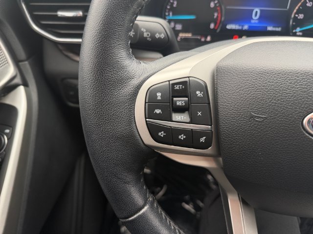 Used 2021 Gray Ford Limited image 23