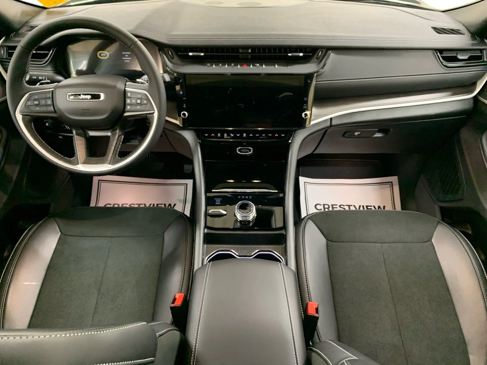 New 2026 Diamond Black Crystal Pearl Jeep Altitude image 12