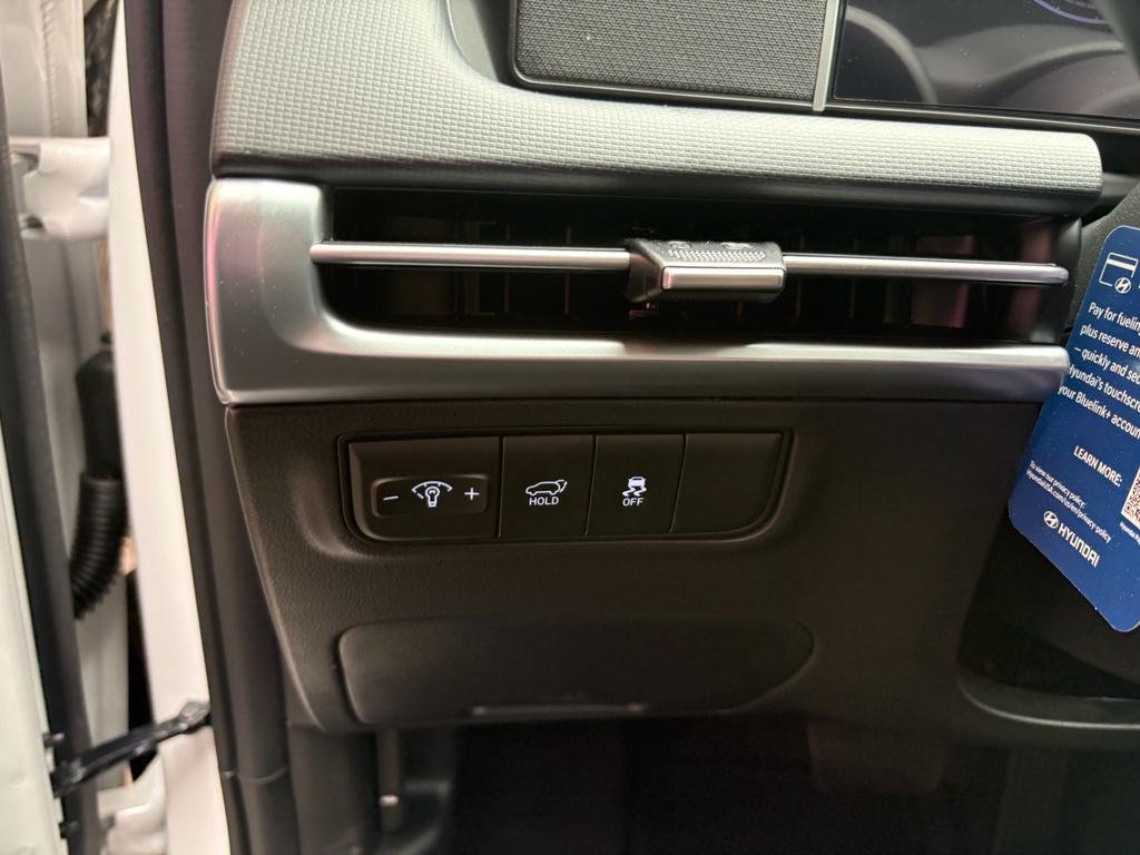 New 2026 Serenity White Pearl Hyundai SEL FWD image 35