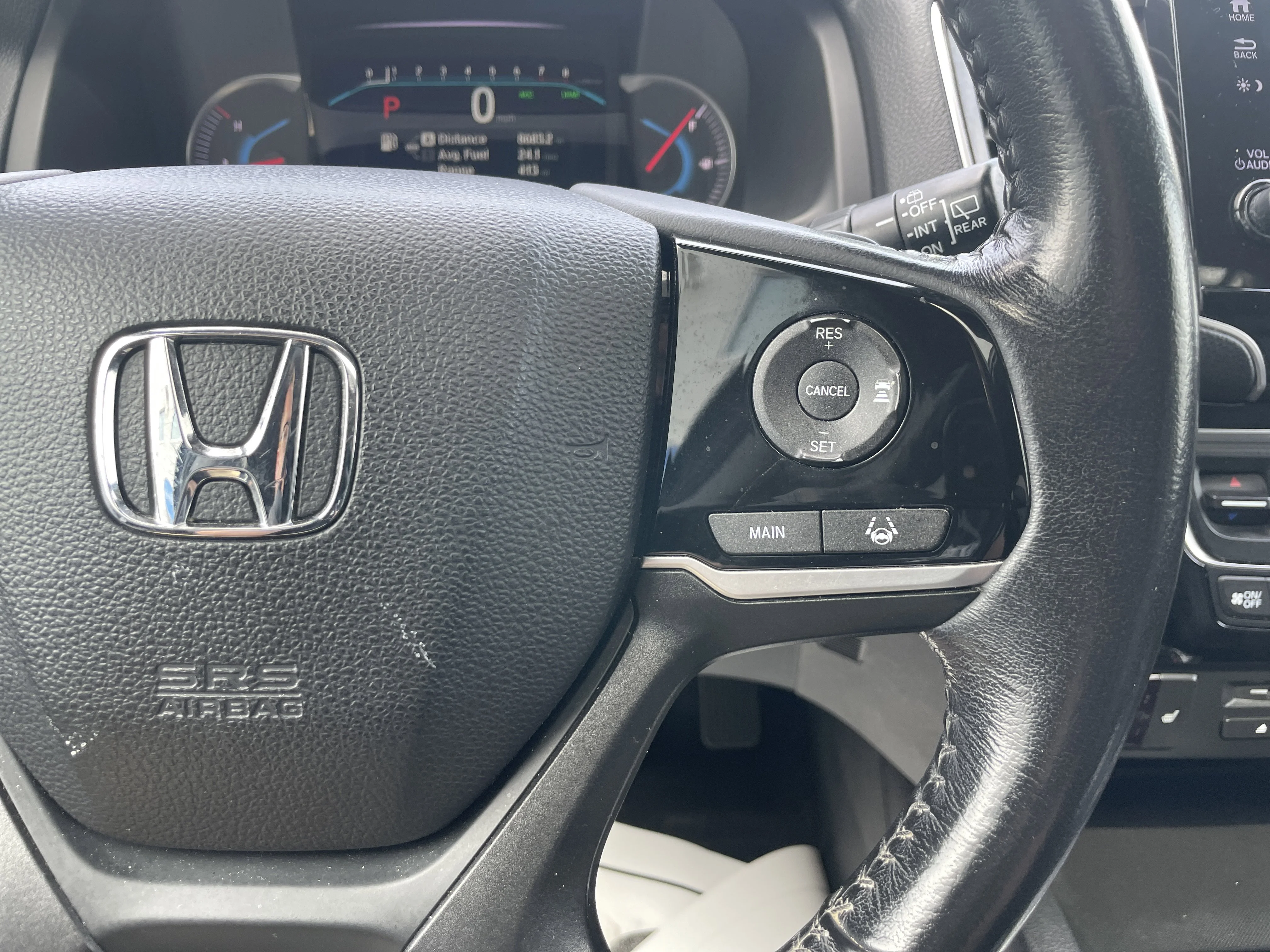 Used 2020 Gray Honda Touring 7-Passenger image 6