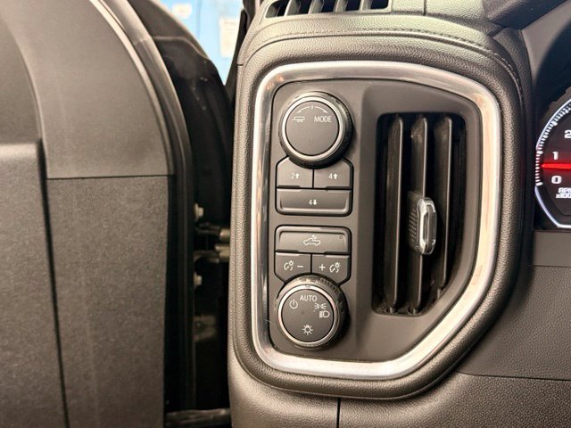 Used 2022 GREENSTONE METALLIC Chevrolet LT image 16