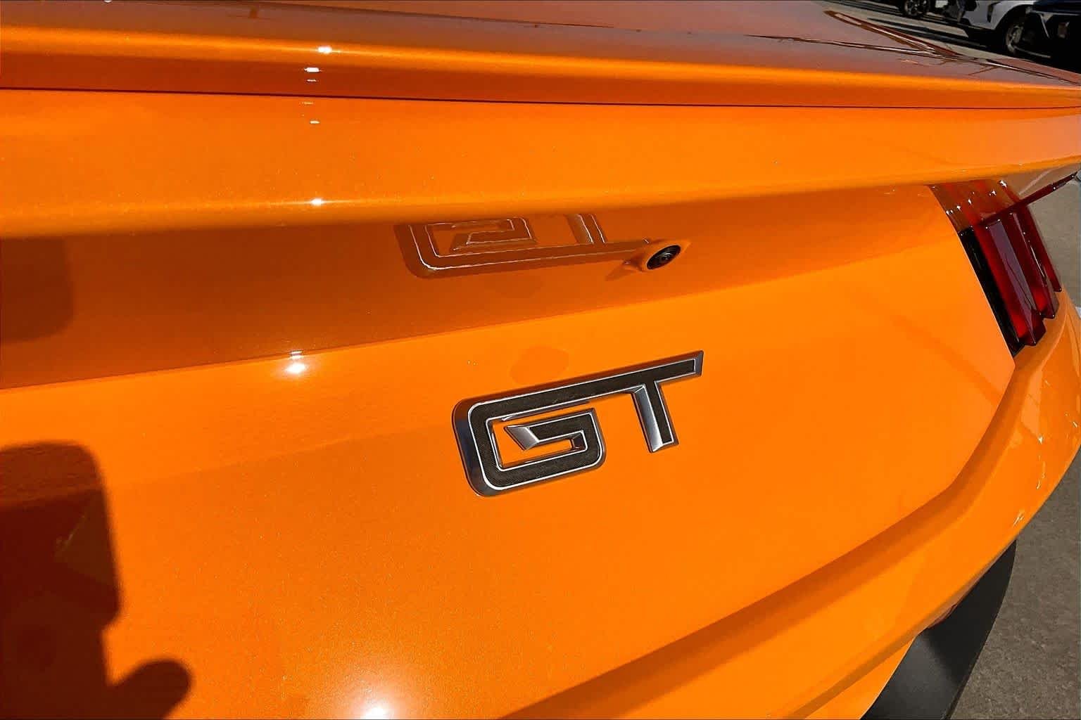 Used 2026 Orange Fury Metallic Tri-Coat Ford GT Premium image 27