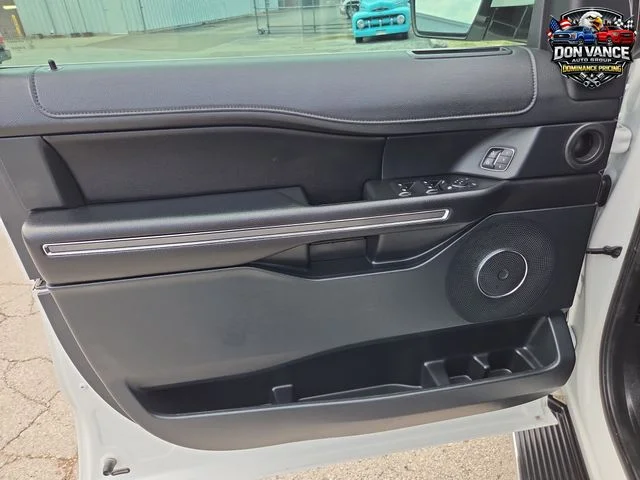 Used 2020 White Ford XLT image 10