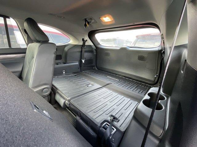 2025 Toyota Highlander Platinum - Photo 16