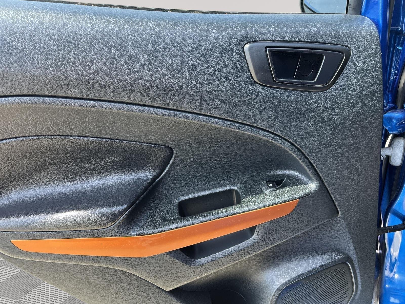Used 2018 Lightning Blue Ford SES image 12