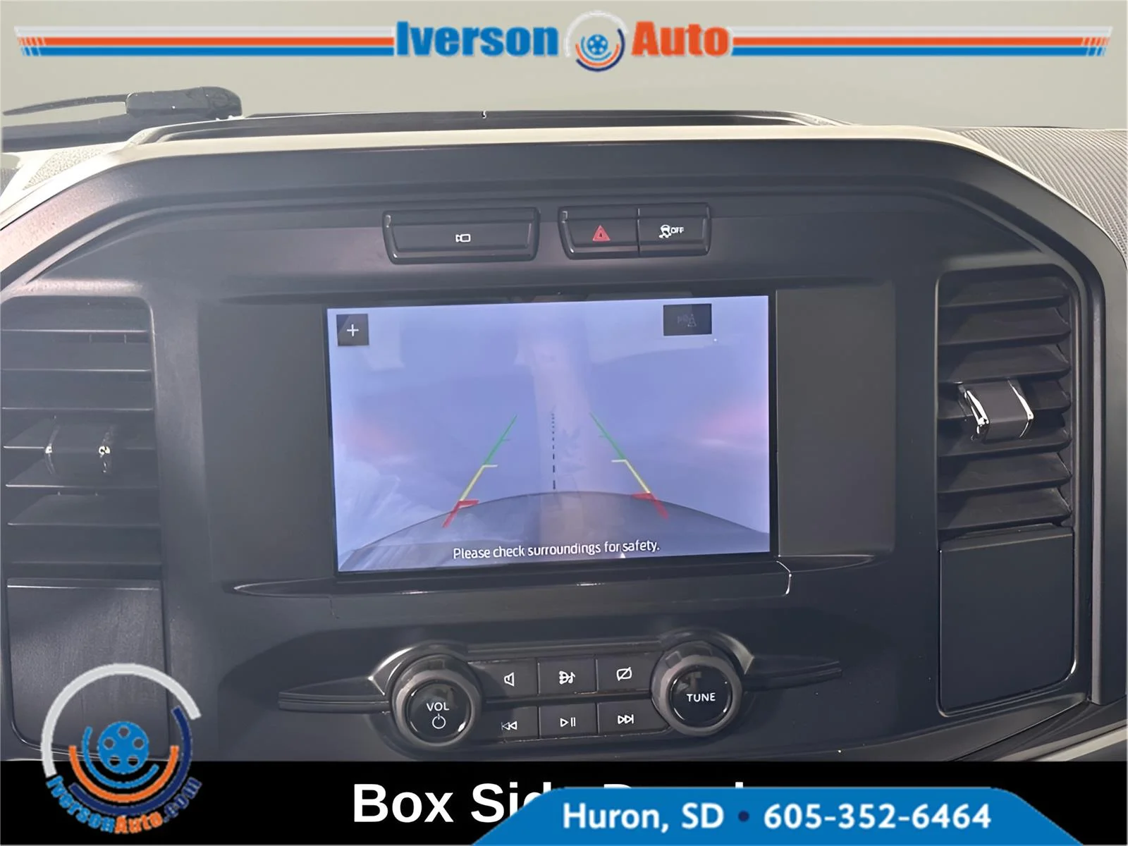 Used 2023 Oxford White Ford XL image 14