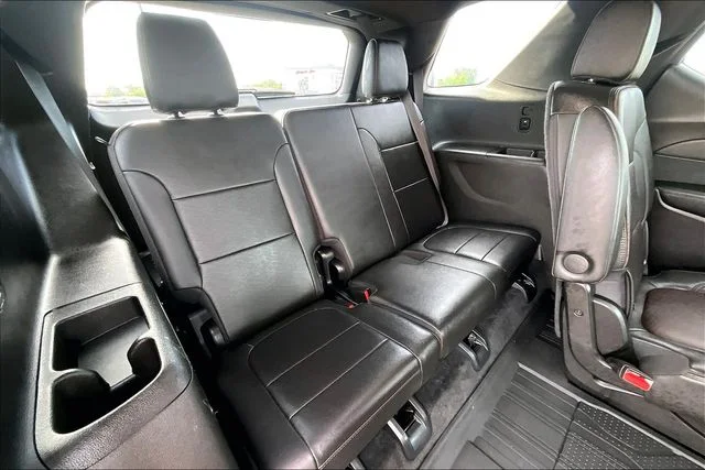 Used 2023 Beige Chevrolet High Country image 30
