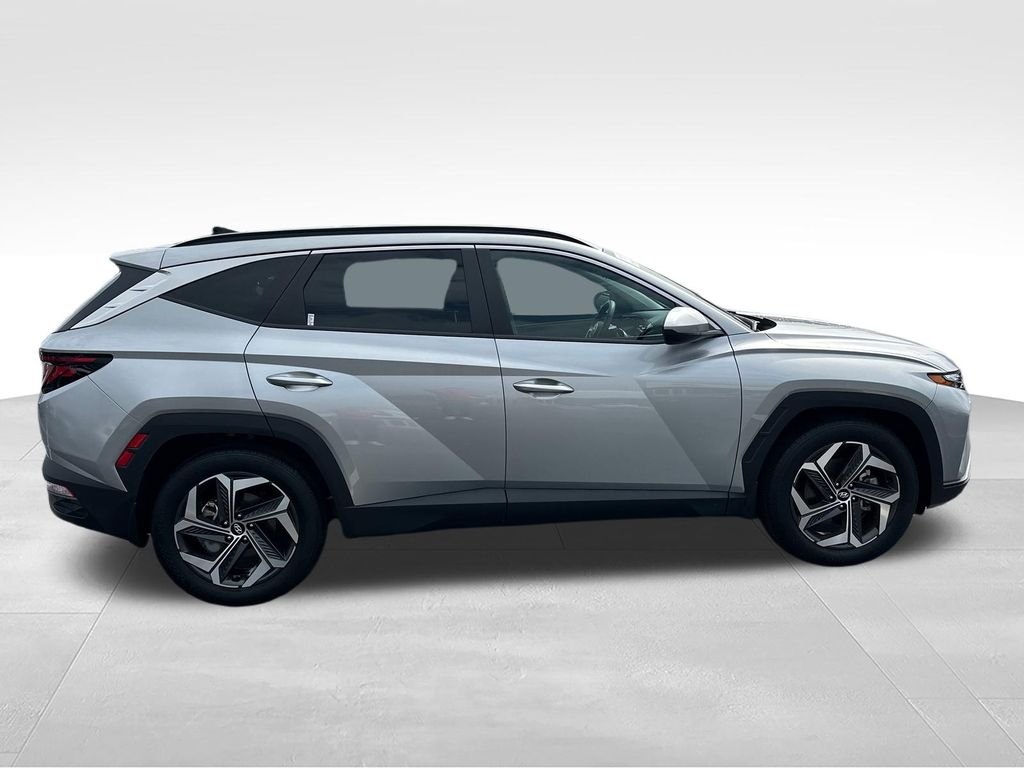 Used 2024 Silver Hyundai SEL image 6