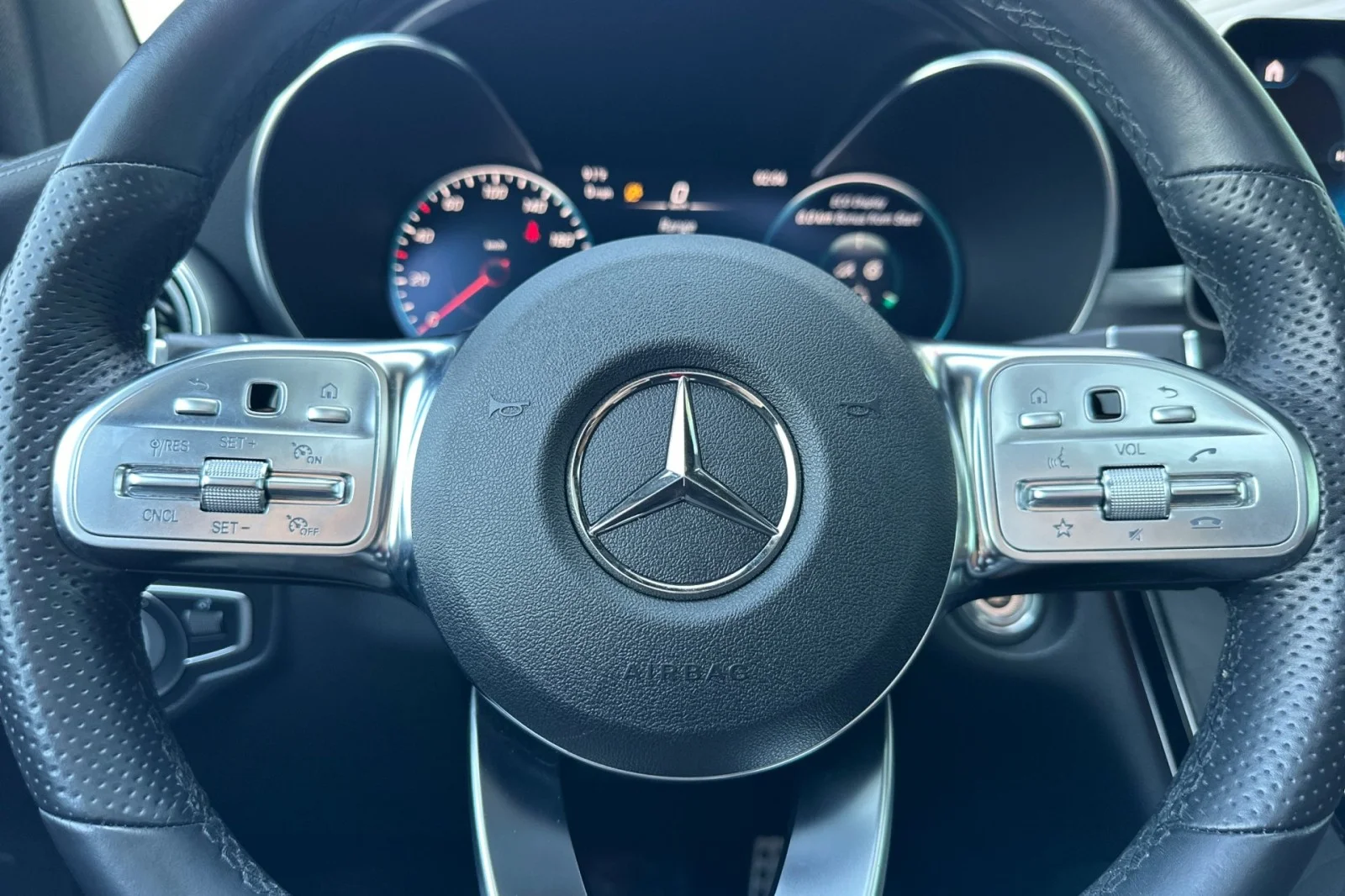 Used 2022 WHITE Mercedes-Benz GLC 300 image 23