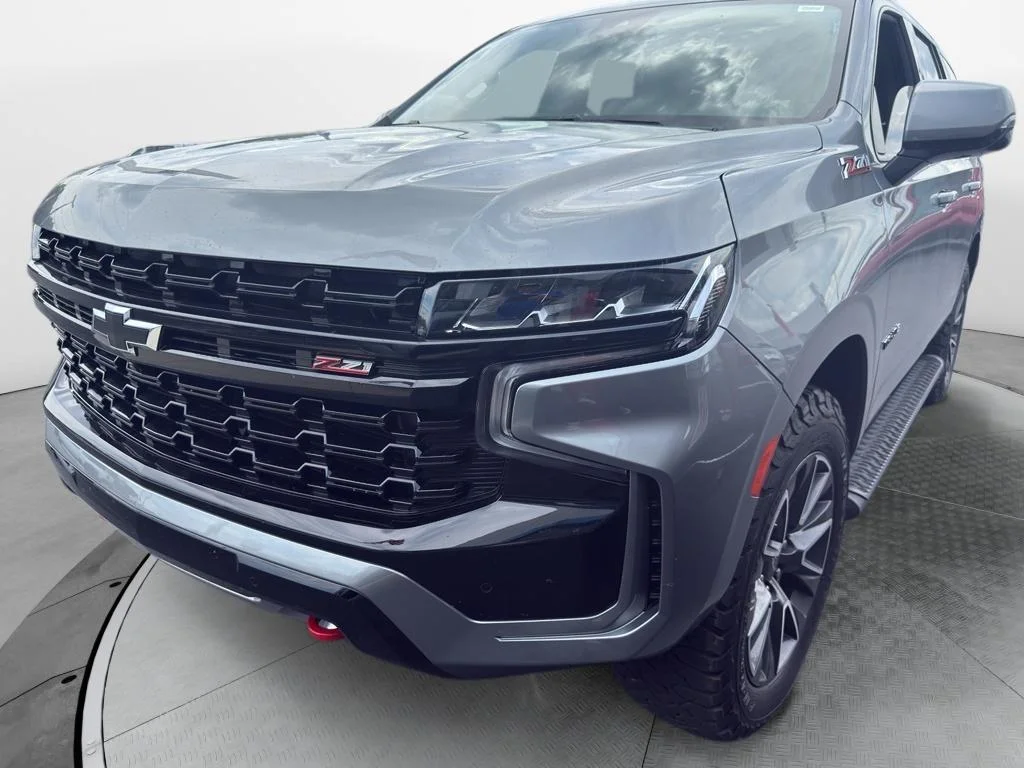 Used 2023 Sterling Gray Metallic Chevrolet Z71 image 3