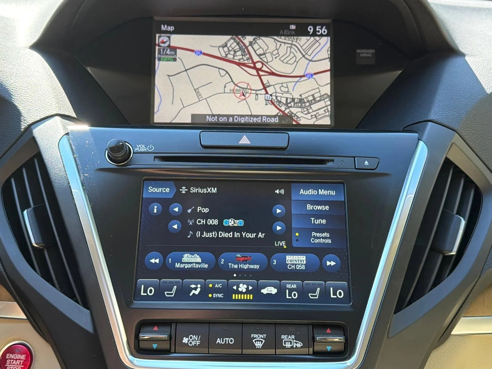 Used 2020 White Acura w/Technology Pkg image 2