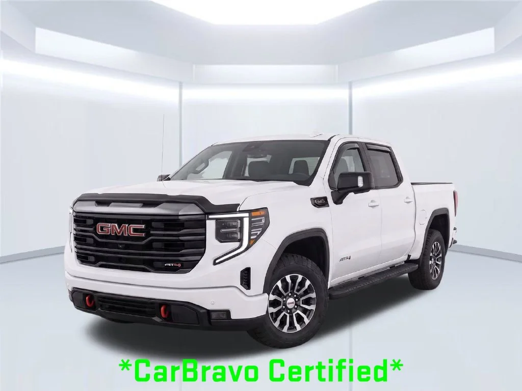 Used 2023 White GMC AT4 image 2