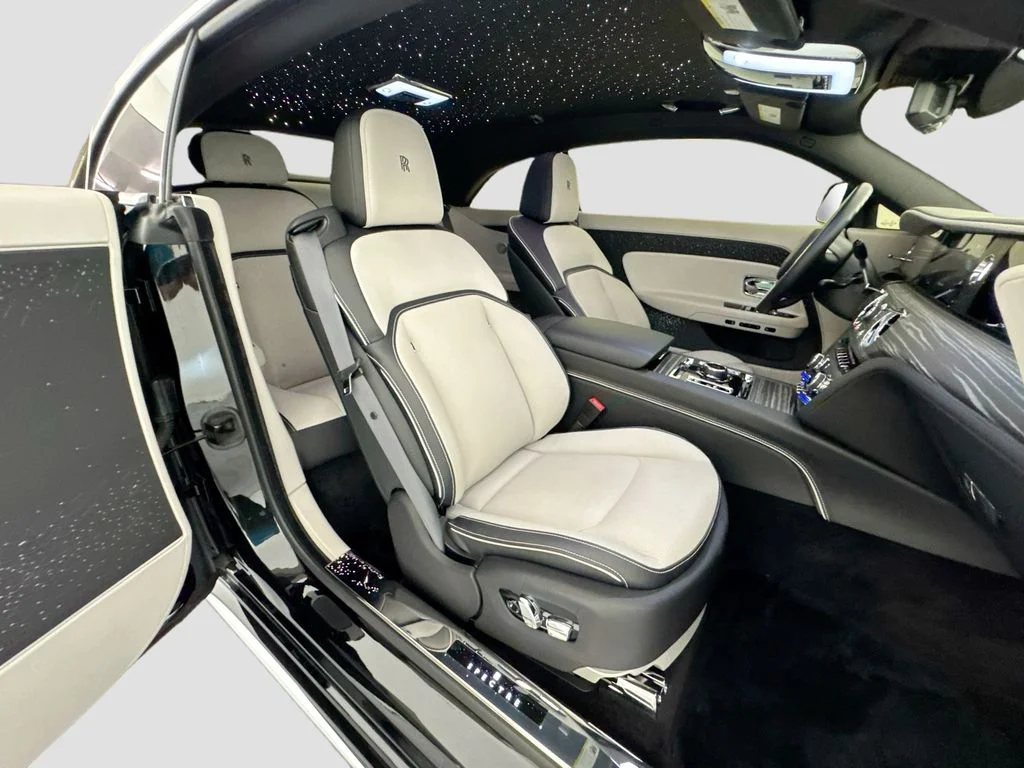 Used 2024 Black Rolls-Royce  image 31