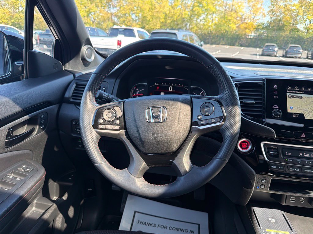 2024 Honda Passport Black Edition - Photo 13