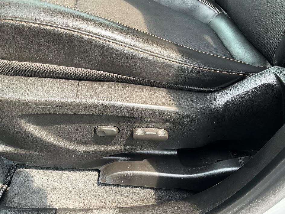 Used 2020 Silver Chevrolet LT image 16