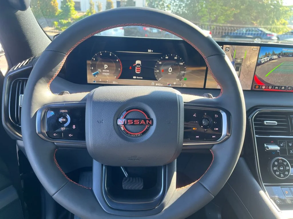 2025 Nissan Armada PRO-4X - Photo 17