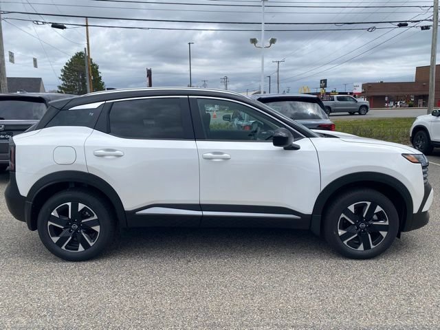New 2026 Aspen White TriCoat / Super Black Two-tone Nissan SV image 2