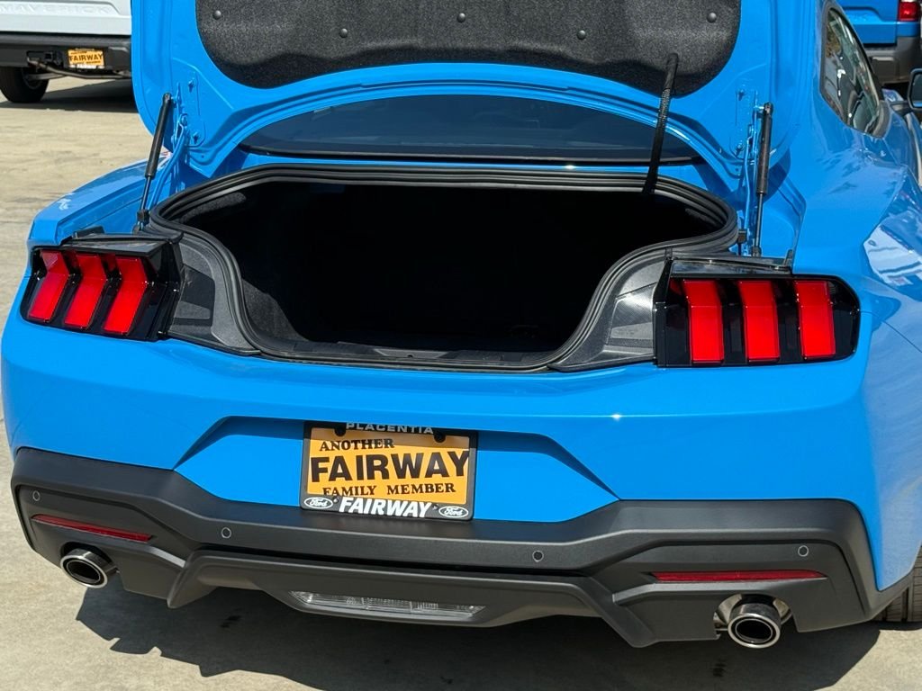 2025 Ford Mustang EcoBoost Fastback - Photo 11