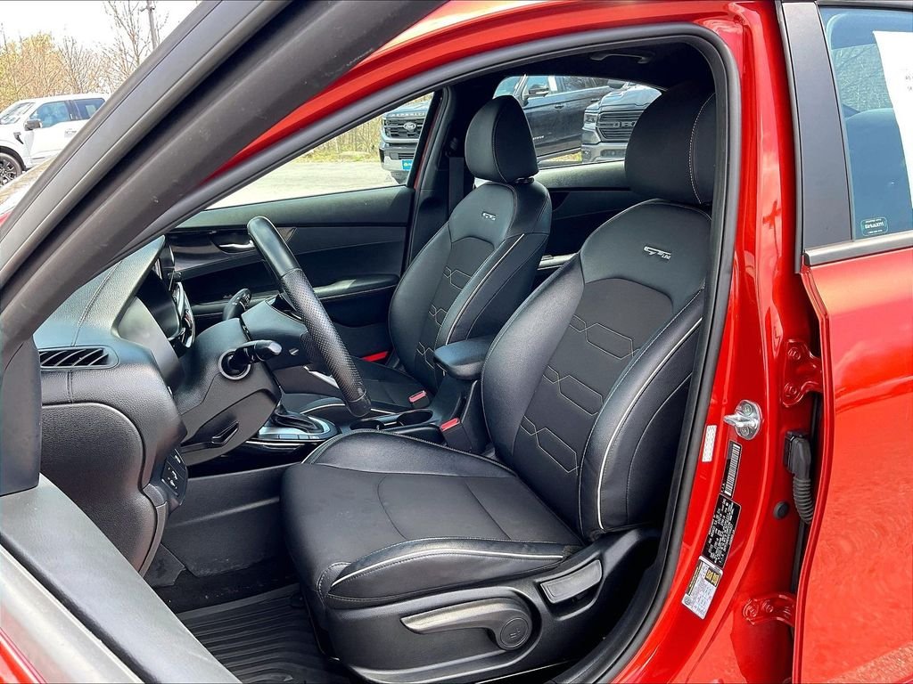 Used 2023 Fire Orange Kia GT-Line image 9