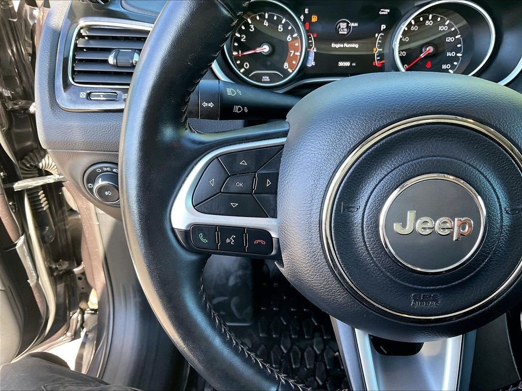 Used 2021 Gray Jeep Limited image 24