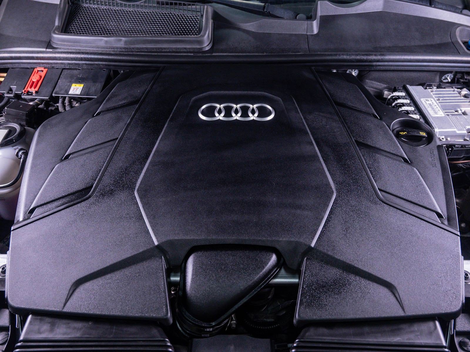 Used 2019 Daytona Gray Pearl Audi Prestige image 7