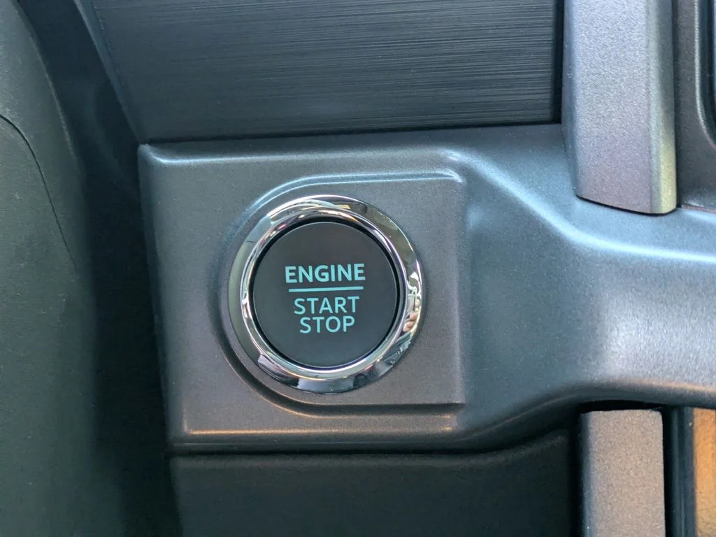 New 2026 Carbonized Gray Metallic Ford XLT image 27