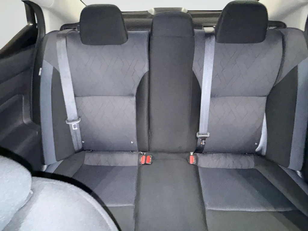 Used 2025 Silver Nissan 1.6 SV image 20