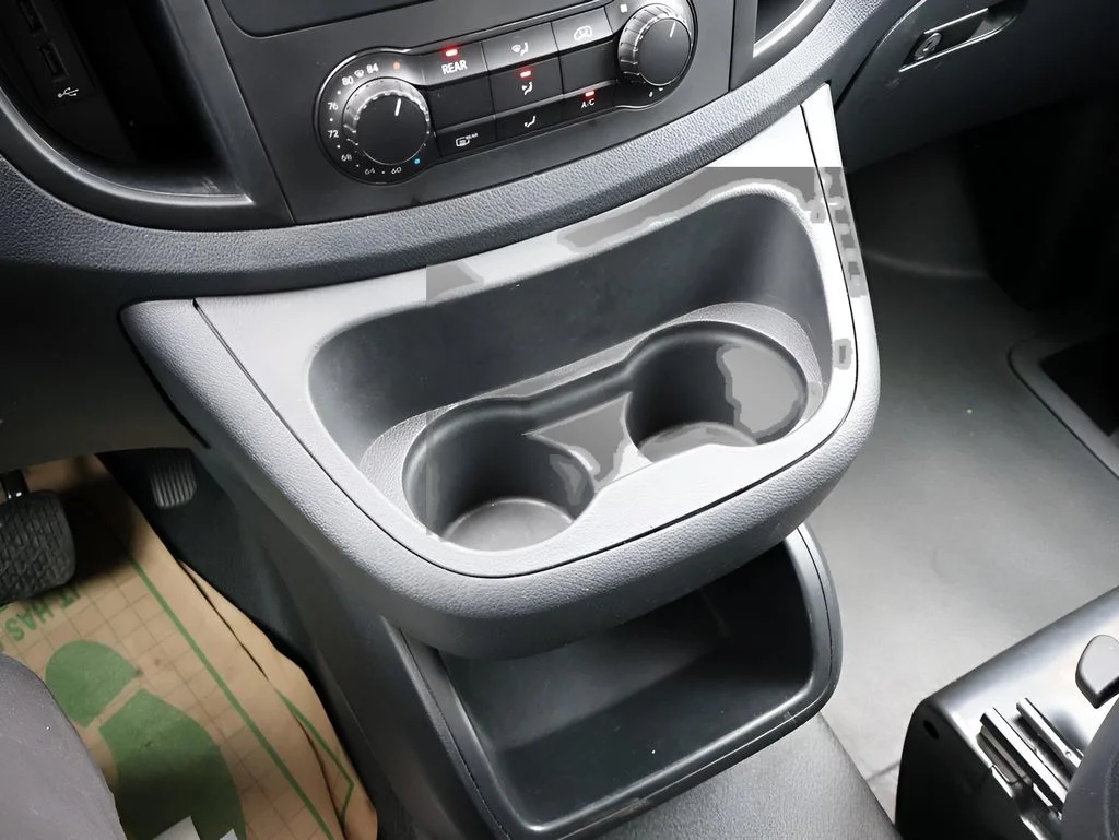 Used 2023  Mercedes-Benz Passenger image 26
