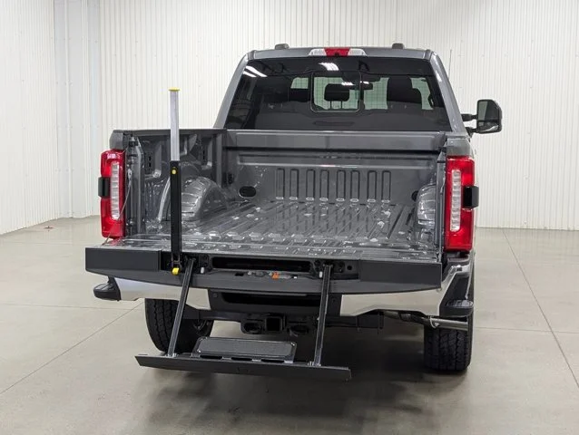 New 2026 Carbonized Gray Metallic Ford F-250® Lariat® image 65
