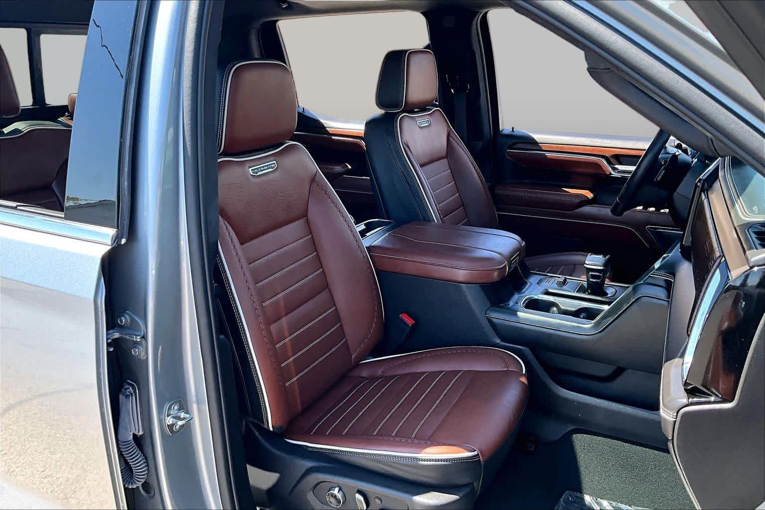 Used 2024 Sterling Metallic GMC Denali Ultimate image 8