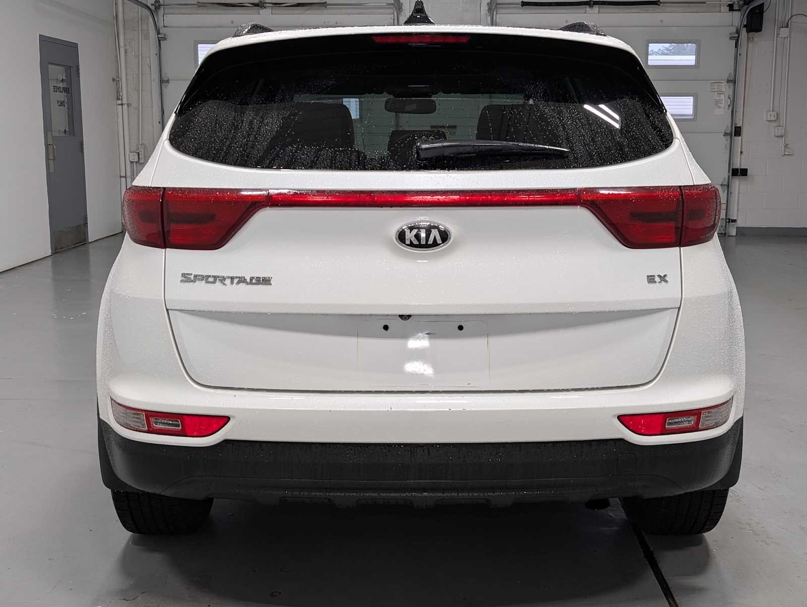 Used 2018 Snow White Pearl Kia EX image 9