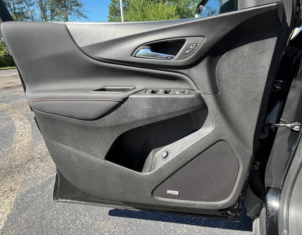 2024 Chevrolet Equinox RS - Photo 11