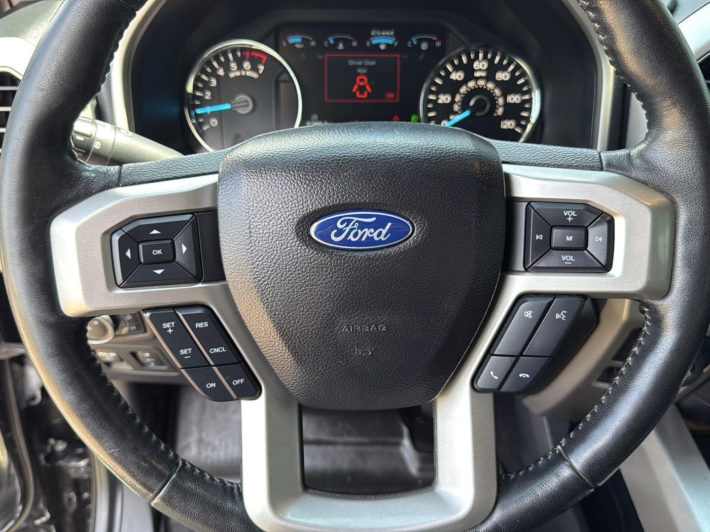 Used 2020 Agate Black Metallic Ford LARIAT image 16