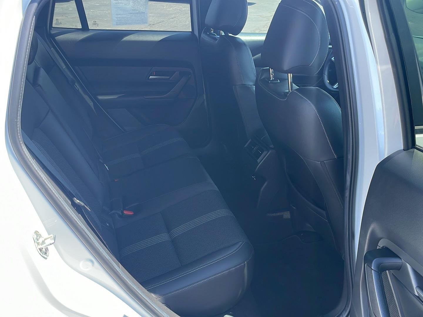 Used 2023 Wind Chill Pearl Mazda 2.5 S Preferred Plus Package image 27