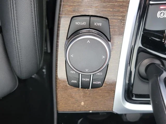 2020 BMW X3 30e - Photo 25