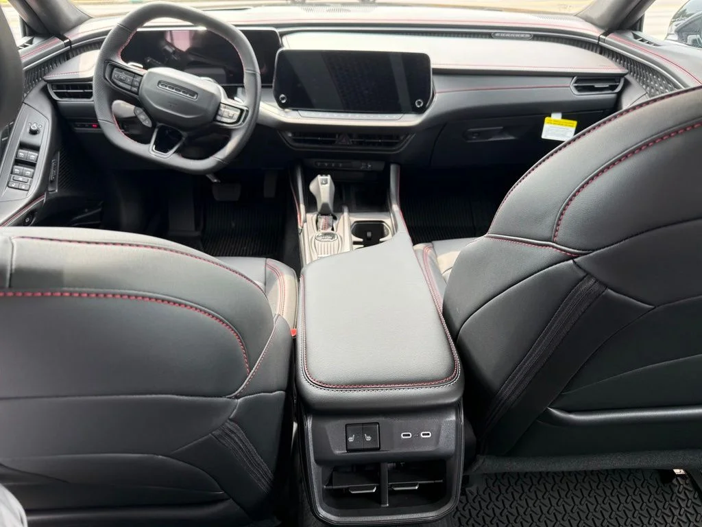 New 2027 White Knuckle Exterior Paint Dodge R/T Plus image 18