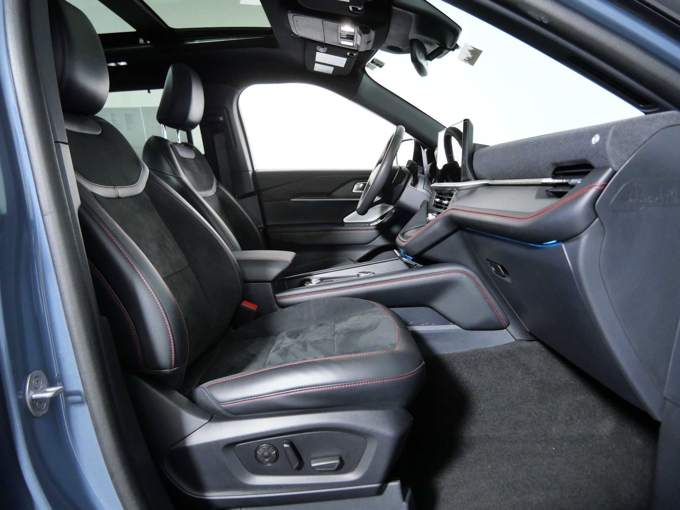 Certified Used 2025 Vapor Blue Metallic Ford ST image 11
