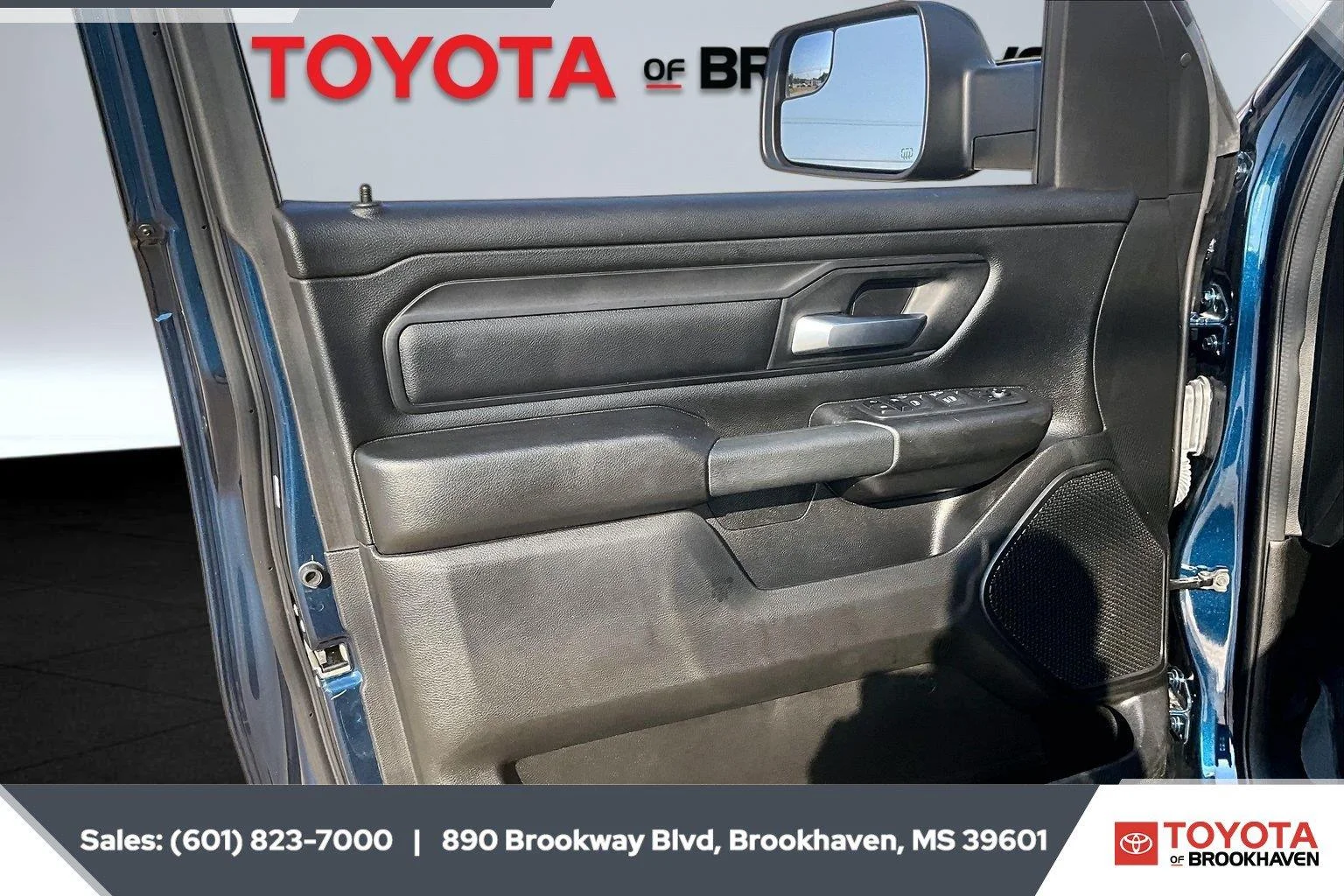 Used 2024 Patriot Blue Pearlcoat Ram Tradesman image 17