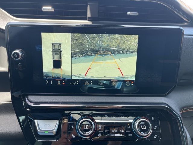 Used 2024 White GMC AT4 image 51
