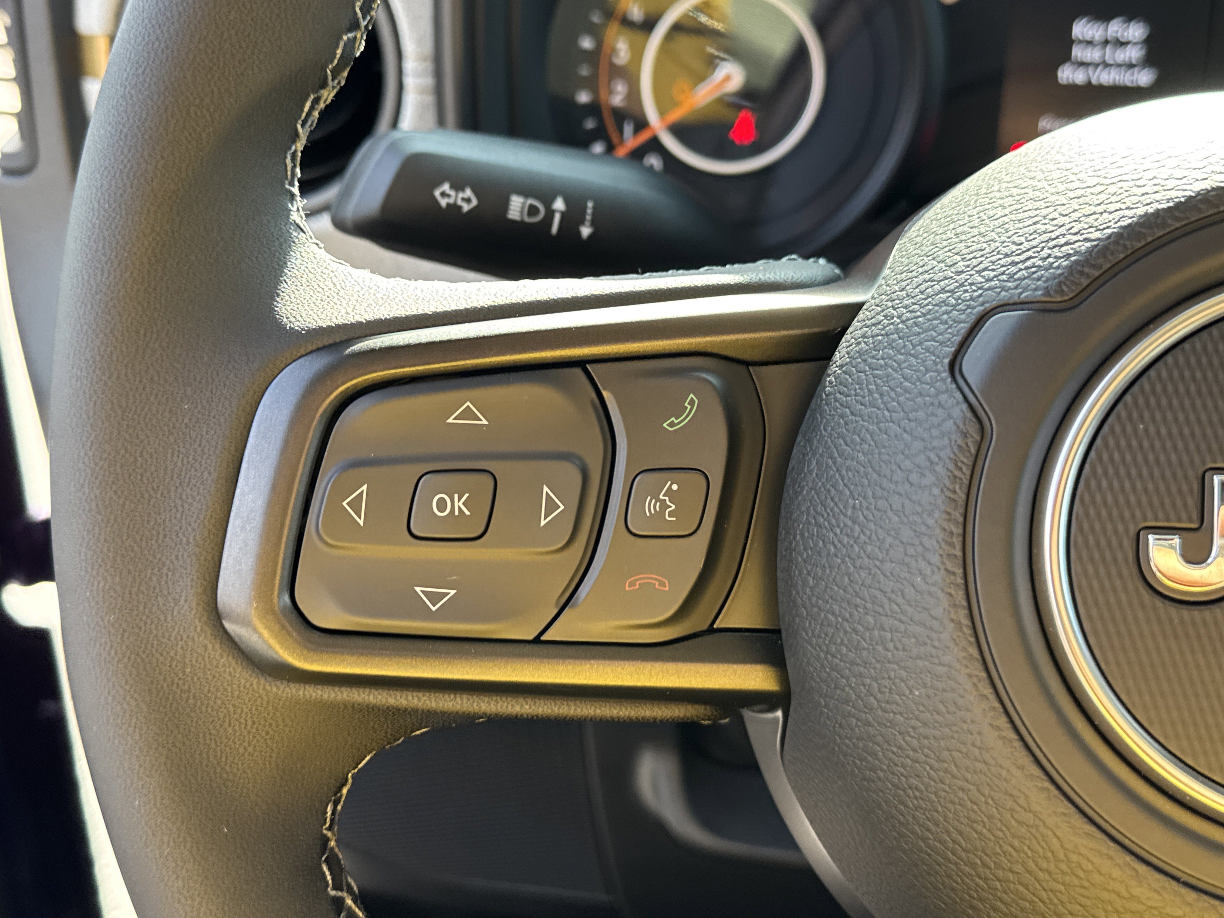 New 2026 Reign Exterior Paint Jeep Sport S image 29