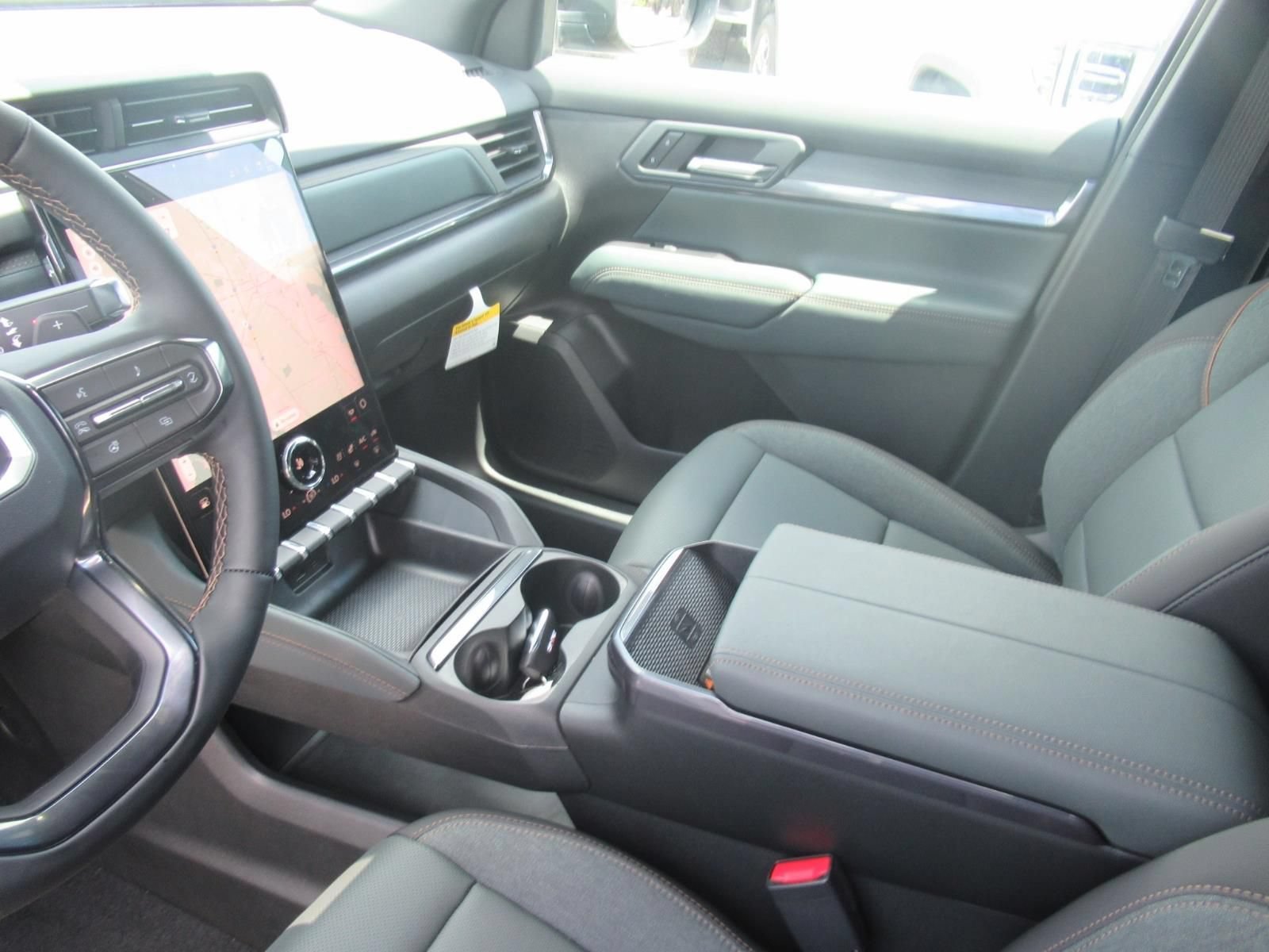 2027 GMC Terrain AT4 - Photo 16