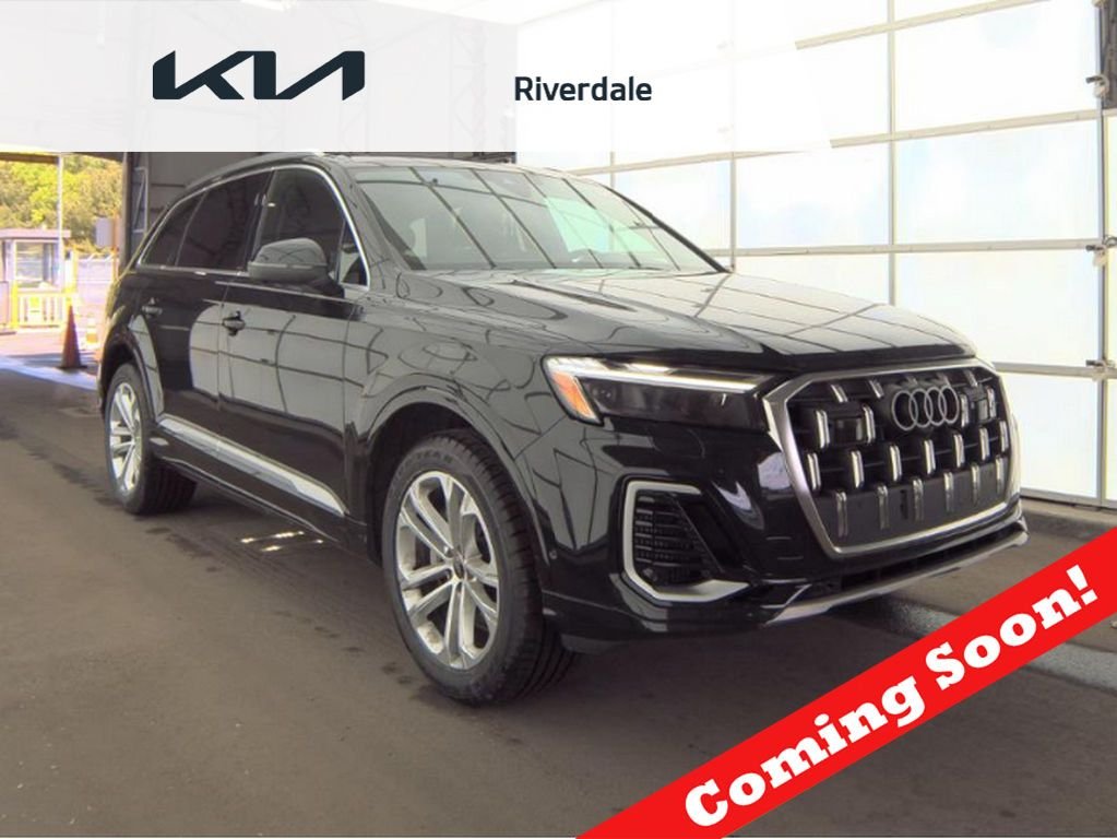 2025 Audi Q7 55 Premium Plus quattro Tiptronic's photo