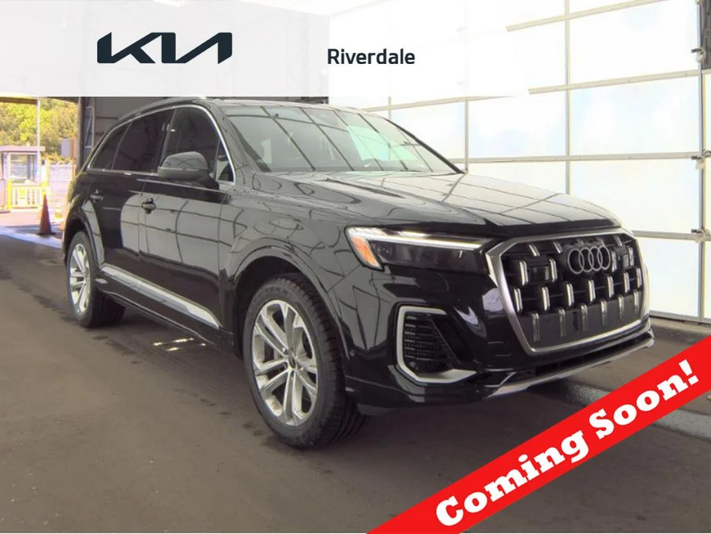 2025 Audi Q7 55 Premium Plus quattro Tiptronic's photo